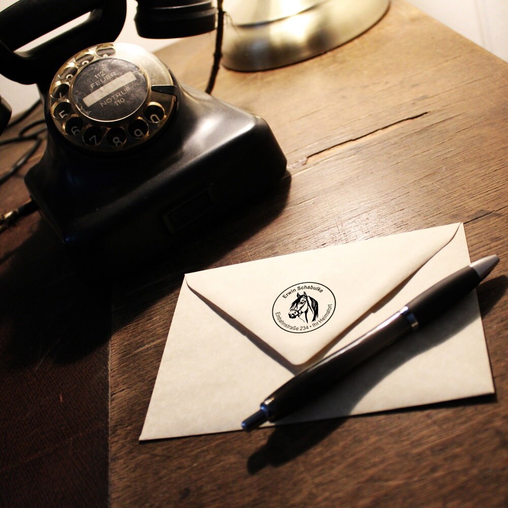 Personalized Custom Pet Stamp - Horse Head - Round 40 mm