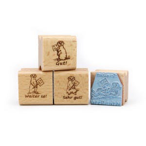 Tampon enseignant suricate dans un ensemble - 4 tampons à motifs avec dicton et motif pour l'école env. 28 x 28 mm - note d'évaluation d'un enseignant du primaire