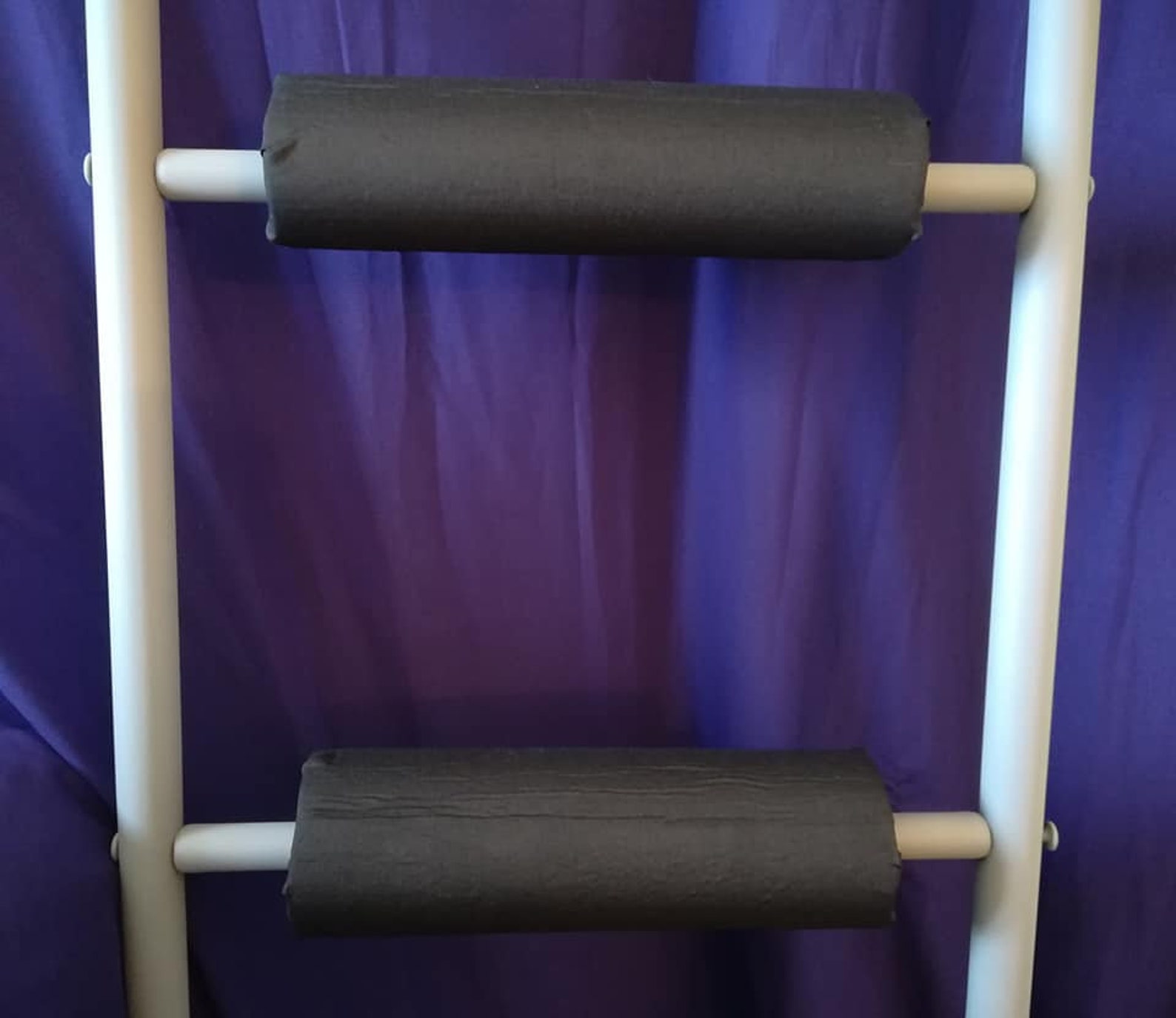 PLAIN BLACK RUNGEEZE™ Padded Bunk Bed Ladder Rung Covers. Etsy