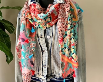 Tribal gedruckter Blumenschal, leichter Schal, langer bunter Schal, Schal Frauen, Frühlingsschal, Boho-Schal, beliebtes Halstuch