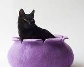 Pets bed Cat bed - cat cave - cat house - eco-friendly handmade felted wool cat bed - lila - cat cave