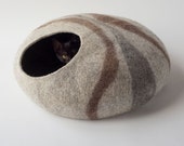 Pets bed Cat bed - cat cave - cat house - eco-friendly handmade felted wool cat bed - eco friendly wool - cat cave