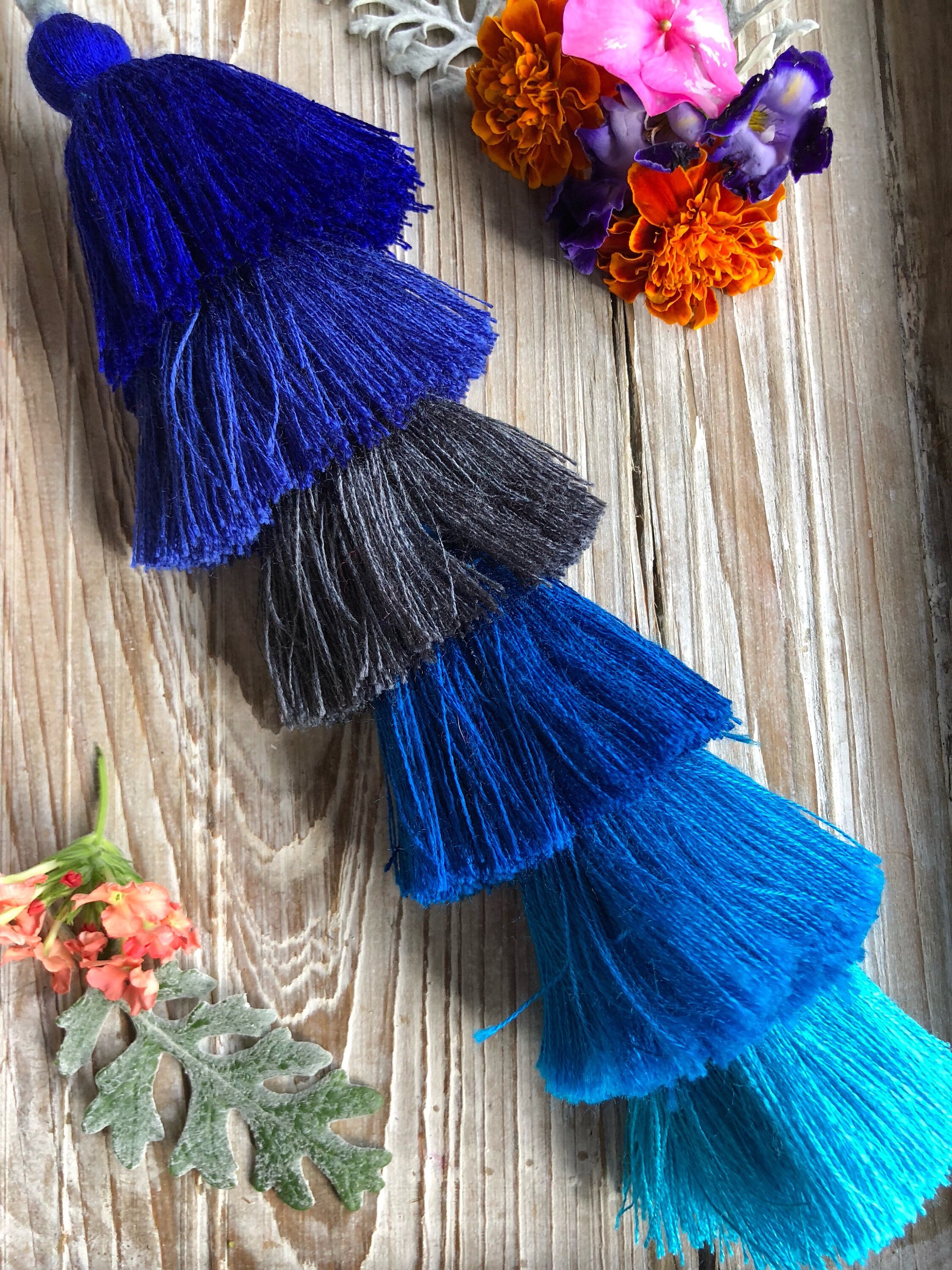 6 Tier Adventurer stacked tassel