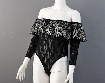 Vintage 80s cuerpo de encaje con volante de hombro apagado de Buchholz, tamaño mediano grande