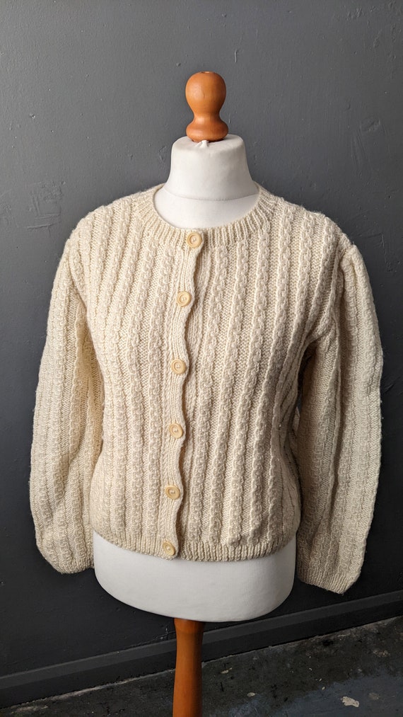 Vintage 80s Chunky Knit Cardigan in Cream Wool, Size Large - Etsy Vintage 80s Chunky Knit Cardigan in Cream Wool, Size Large - Etsy