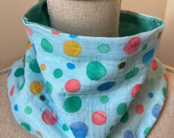 Bufanda de lunares azul mediano, sencilla, con cierre a presión, calentador de cuello, polaina de algodón orgánico, regalo para mujer, mamá, ligera