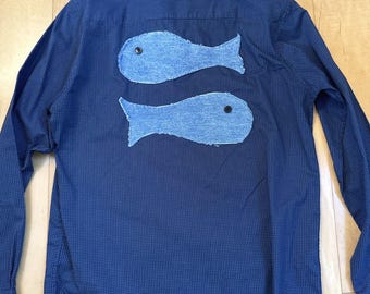 Camisa de ballena London Fog para hombre, talla L, azul marino, con apliques de peces reciclados y lunares