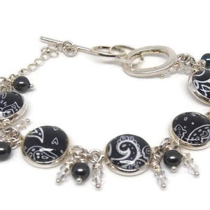 Black and White Paisley Bracelet with Pearls and Crystals image 2