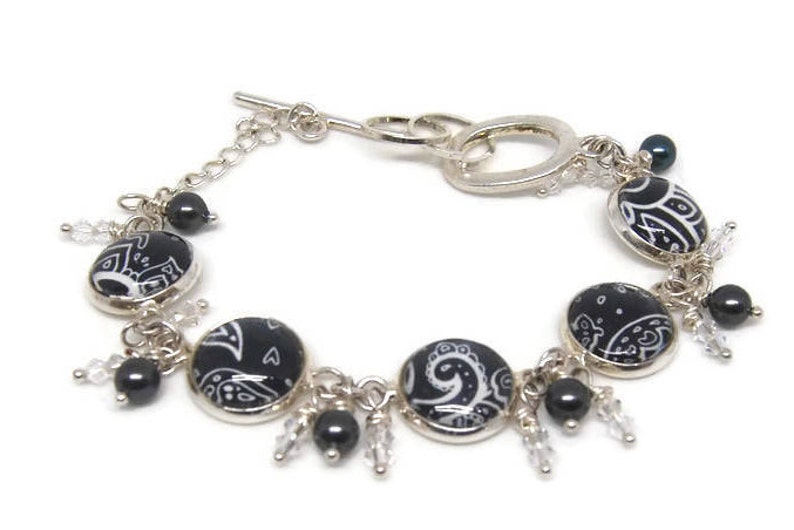 Black and White Paisley Bracelet with Pearls and Crystals image 2