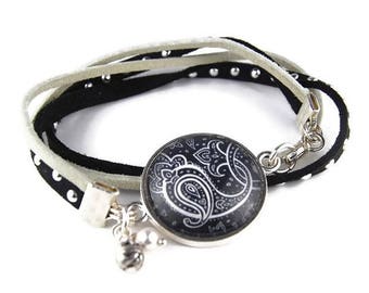 Black Paisley Leather Wrap Bracelet | Hippie Chick | Boho Bracelet | Jewelry for Teens | Black and White