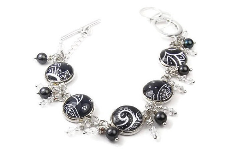 Black and White Paisley Bracelet with Pearls and Crystals image 1