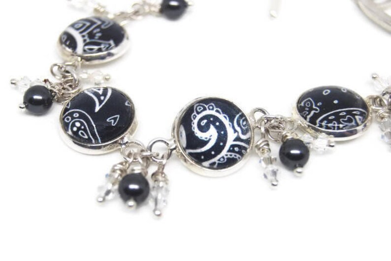 Black and White Paisley Bracelet with Pearls and Crystals image 4