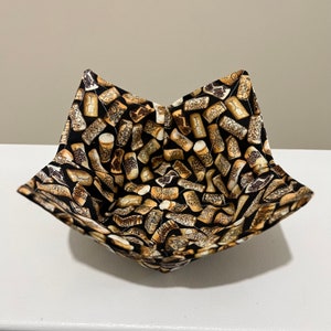 Microwaveable Bowl Holder - Wine Corks