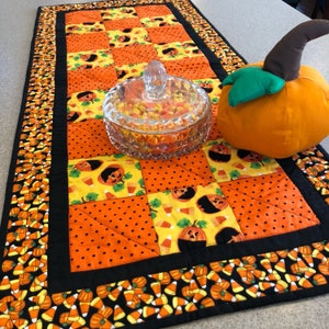 Table Runner - Halloween Pumpkins with Candy Corn