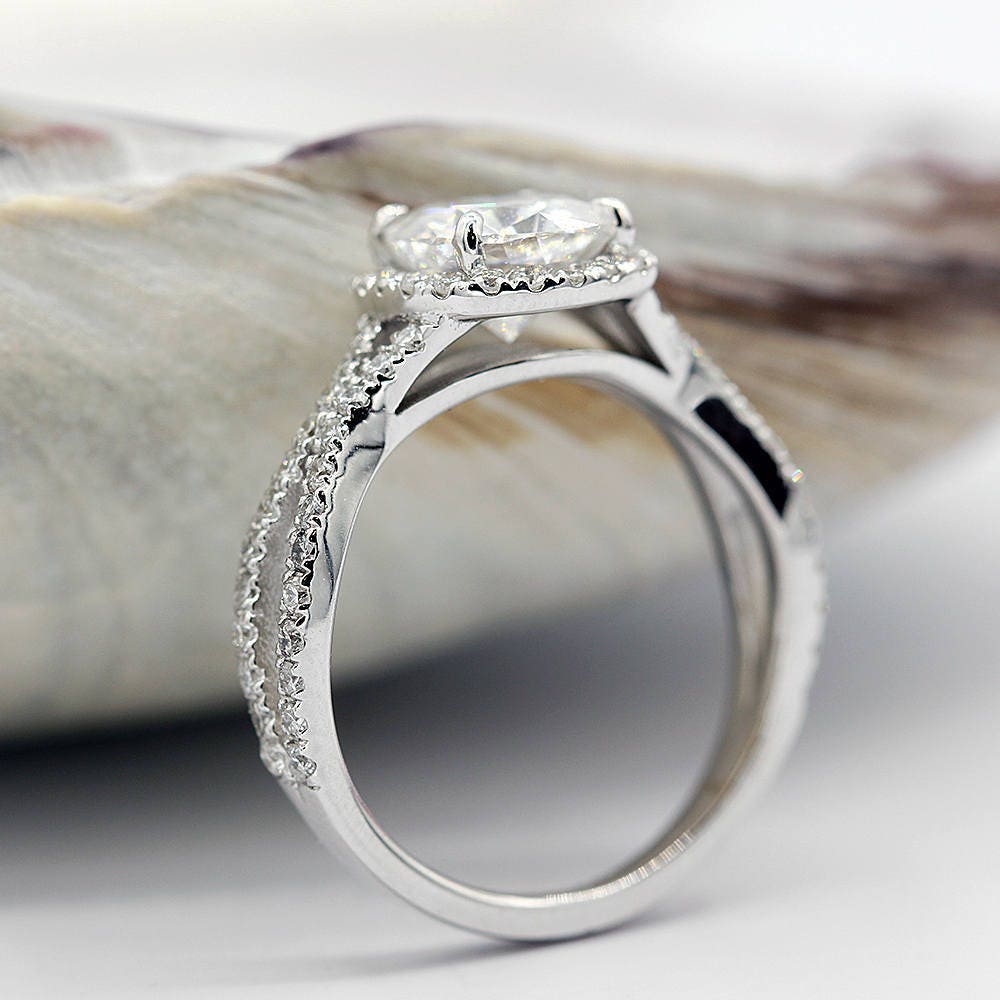 Cushion Moissanite Engagement Ring Cushion Diamond Halo Ring - Etsy