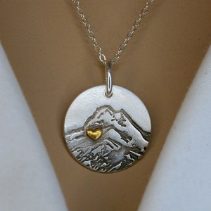 Mountain necklace, mountain love, heart in the mountains, pendant with mountains, recycled 925 silver, 22K gold, hikers, skiers, children of the mountains