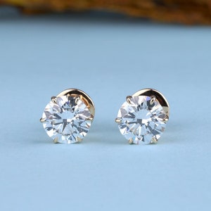 18kt Yellow Gold Lab Grown Diamond Stud Earrings: 2.00 Ct Solitaire