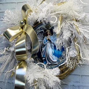 Stunning Christmas Angel Wreath, gold and white Angel wreath, Angel Wreath, Christmas Wreath, White pine wreath, Blue Angel, Christmas Gift
