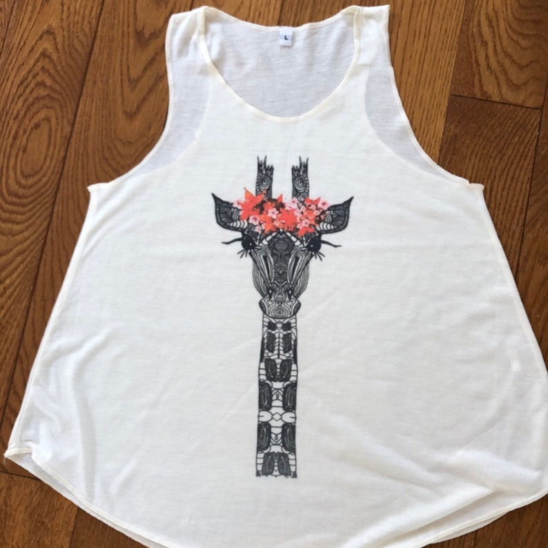 Girls tank top Graphic tank top Cute tank top Giraffe flowers tank top