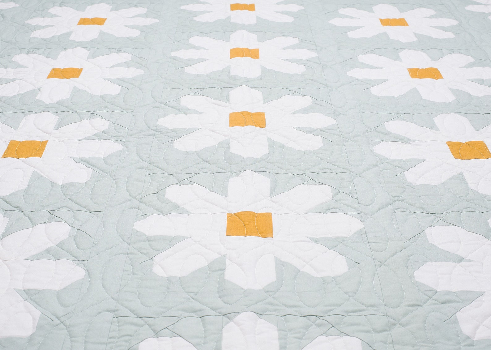 PRINTED Fresh as a Daisy Quilt Pattern Etsy