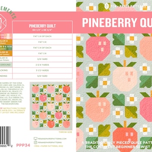 Peut inclure: Un document de patron de courtepointe Pineberry par Pen + Paper Patterns, présentant une taille jeté de 153,67 cm par 174,63 cm. Le motif affiche une grille répétitive de baies roses et corail avec des feuilles vertes et des fleurs blanches.