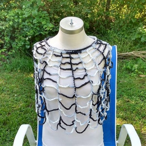 Spiderweb poncho, Halloween Accessory