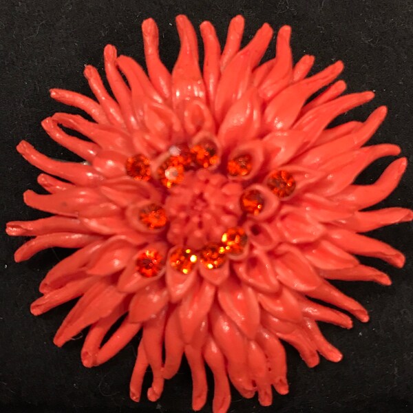 Vintage 50s 60s Brooch Earrings Set – Coral Flowers with Rhinestones – Screwback