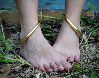 Tribal anklet White anklet Boho anklet Tribal bead anklet Boho jewelry Bohemian anklet Charm anklet Handmade anklet Summer anklet