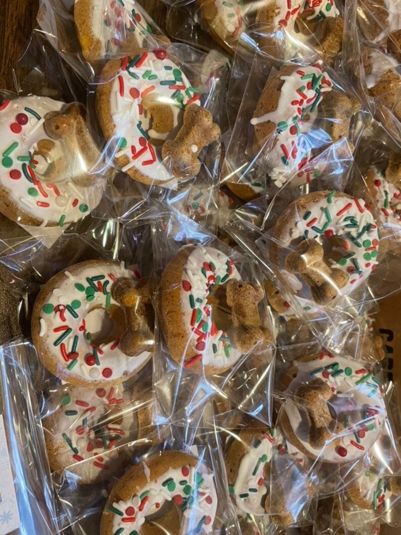 Bulk Order Dog Treats Wholesale Pet Business Pet Groomers Wedding Buscuit Bar Dog Wedding Favors