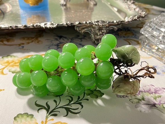 Peking Glass Vintage Grape Cluster // Jade-colored Glass Grapes