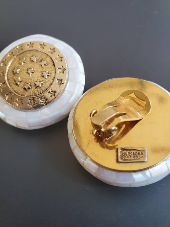Vintage Mercedes Robirosa Clip-on Earrings // Mother of Pearl  