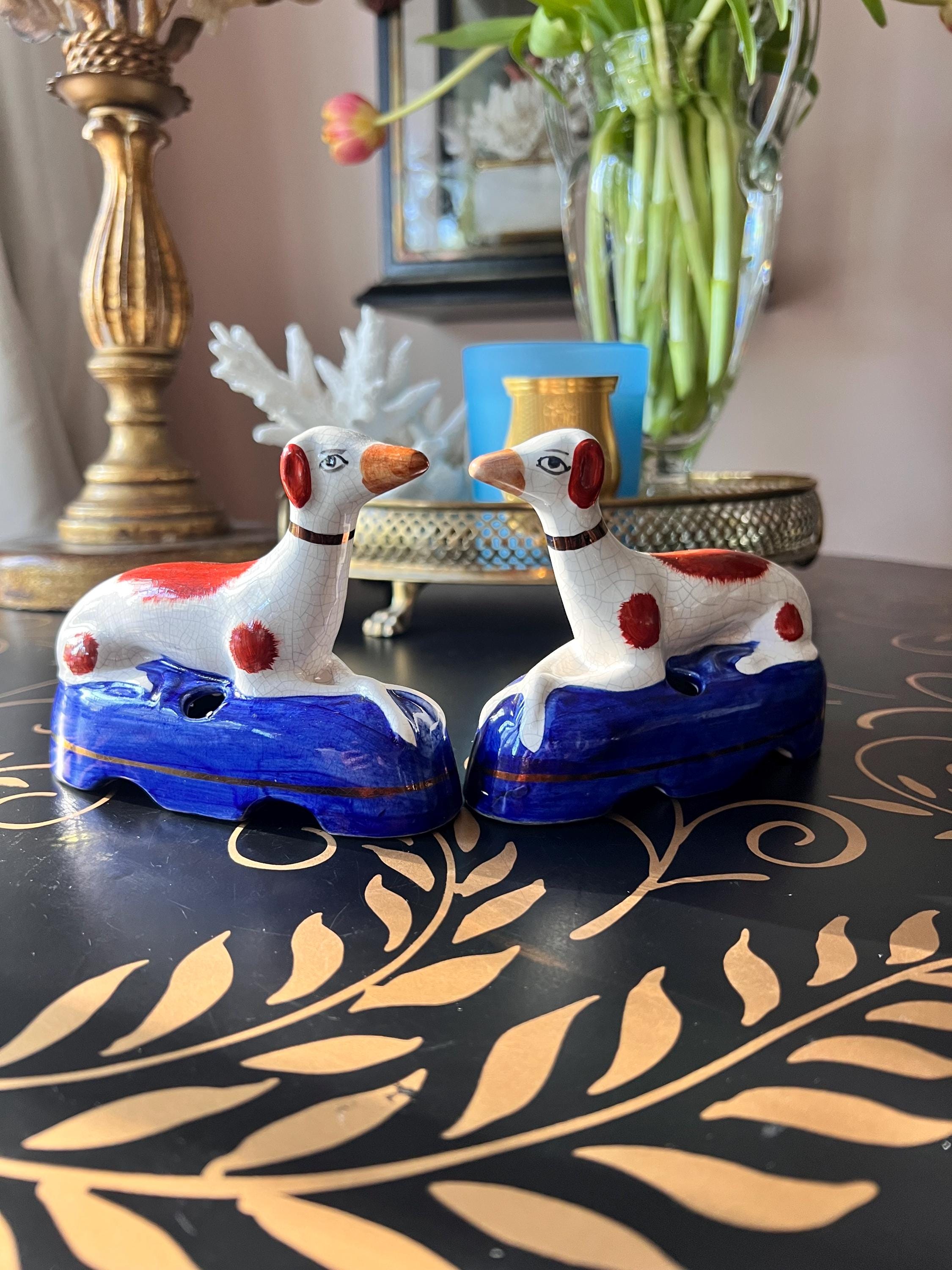 ウィペット　置物　Christina Etsy - Whippet Pottery Staffordshire イギリス製  Cummings 置物