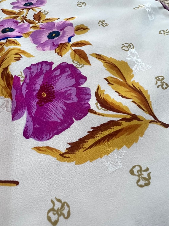 Beautiful vintage Nina Ricci floral silk scarf //… - image 4