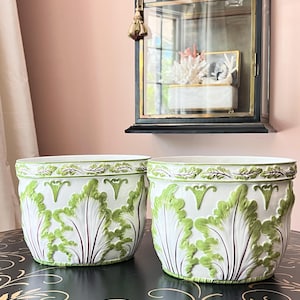 Beautiful pair of vintage ceramic cachepots from Italy // Made in Italy // Italian ceramic planters // planter pots // cabbage leaf cachepot