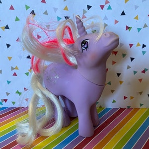 Vintage 1984 Hasbro G1 My Little Pony Powder Snow Figure