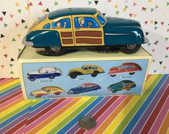 Retro Style Friction Woodie Station Wagon Toy
