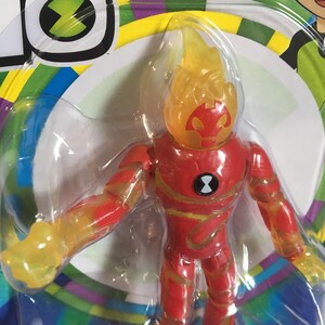 Cartoon Network 5" Ben 10 Carded Set of 3 Figures, Tennyson, Heatblast, Diamondhead image 10
