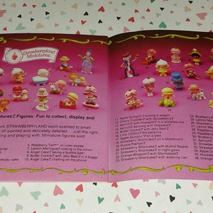 Vintage 1980's Strawberry Shortcake Kenner Doll Complete Booklet image 5