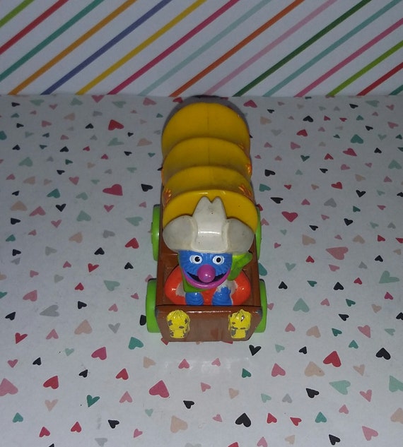 Vintage 1987 Playskool Sesame Street Die Cast Grover in Stagecoach Vintage 1987 Playskool Sesame Street Die Cast Grover in Stagecoach