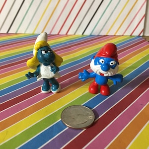 Vintage 2000s Peyo The Smurfs Classics PVC Papa and Smurfette Figures