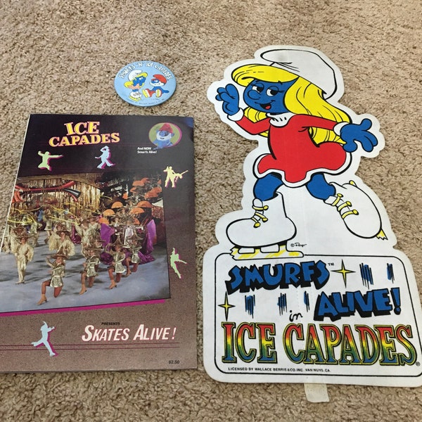 Vintage Lot of the Smurfs Ice Capades Memorabilia - Pennent, Pin, Program