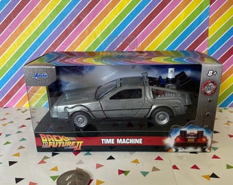 Back To The Future 1:32 Scale Delorean Time Machine (Very Detailed)