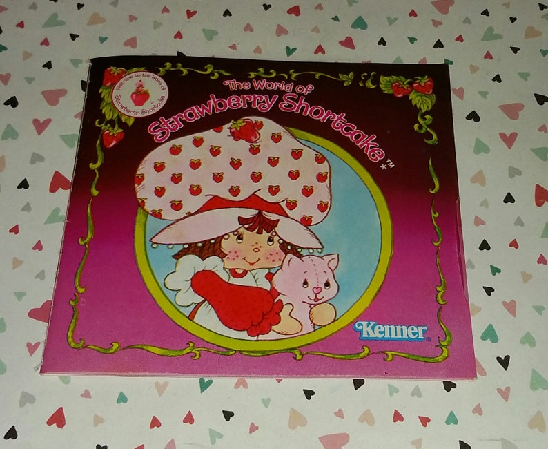 Vintage 1980's Strawberry Shortcake Kenner Doll Complete Booklet image 1