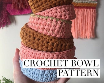 Crochet bowl pattern with instructions for making tshirt/t-shirt yarn