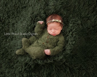 The Perfect Green Flokati Digital!  Newborn digital backdrop beautiful deep green Flokati