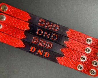 DND Red Dragonscale Leather Snap Bracelet