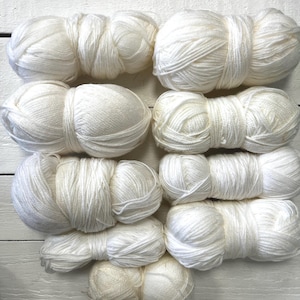 Destash-bundel wit garen: 25 oz geassorteerde strengen voor breien en haken