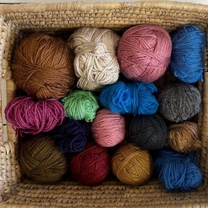 Geassorteerde DK-garenbundel: 14,11 oz Destash Lot voor breien en haken