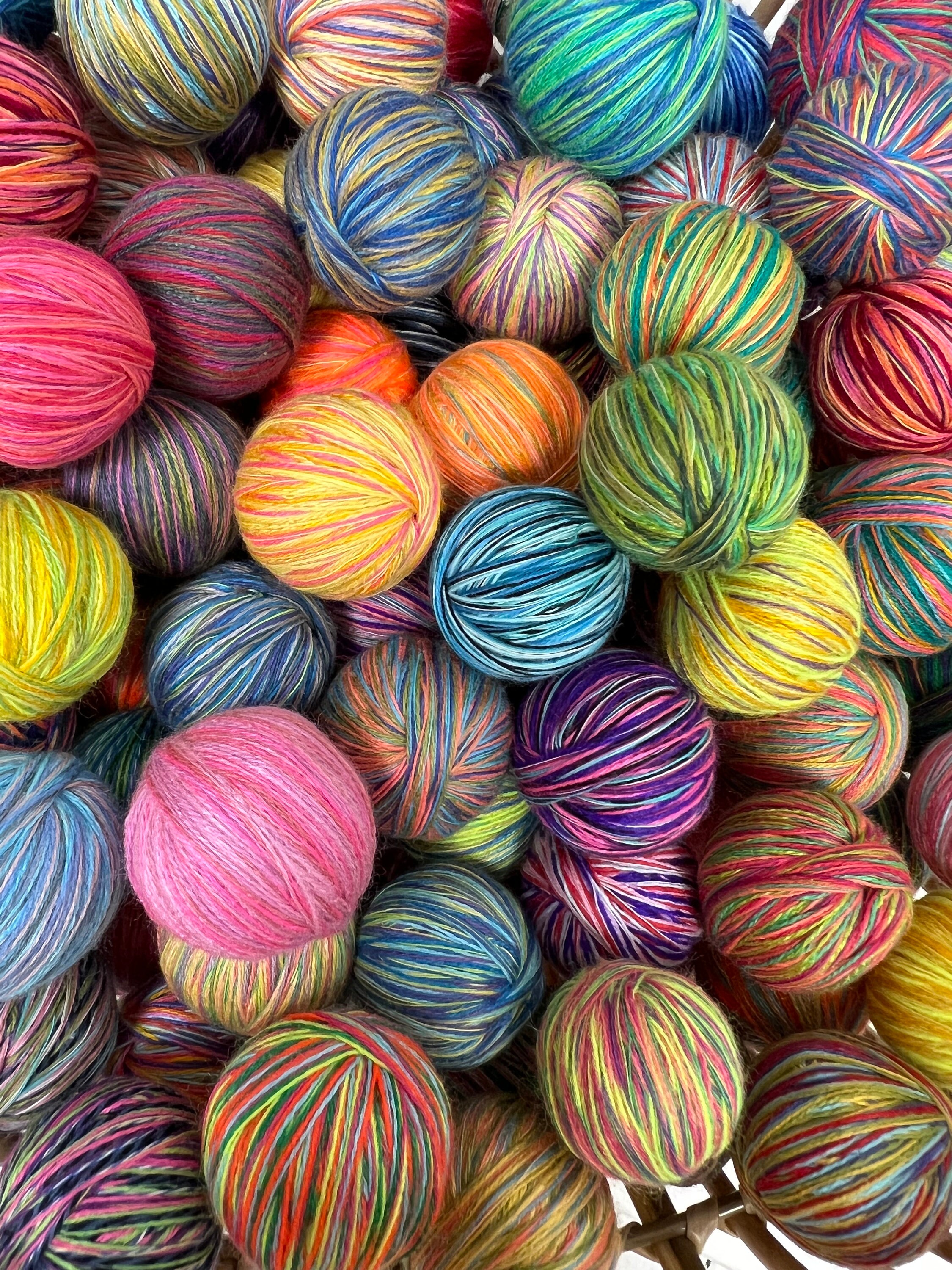 Cotton Yarn Cakes ELECTRIC RED, Yarn for Crocheting, Bright Melange Yarn,  Red Multistrand Yarn, Fancy Novelty Yarns. 