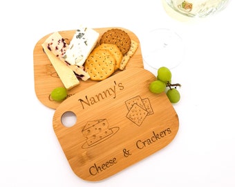 Personalised cheese & crackers treat board, serving tray. Mother's Day, Anniversary, Housewarming, Birthday, Gift for mum, dad